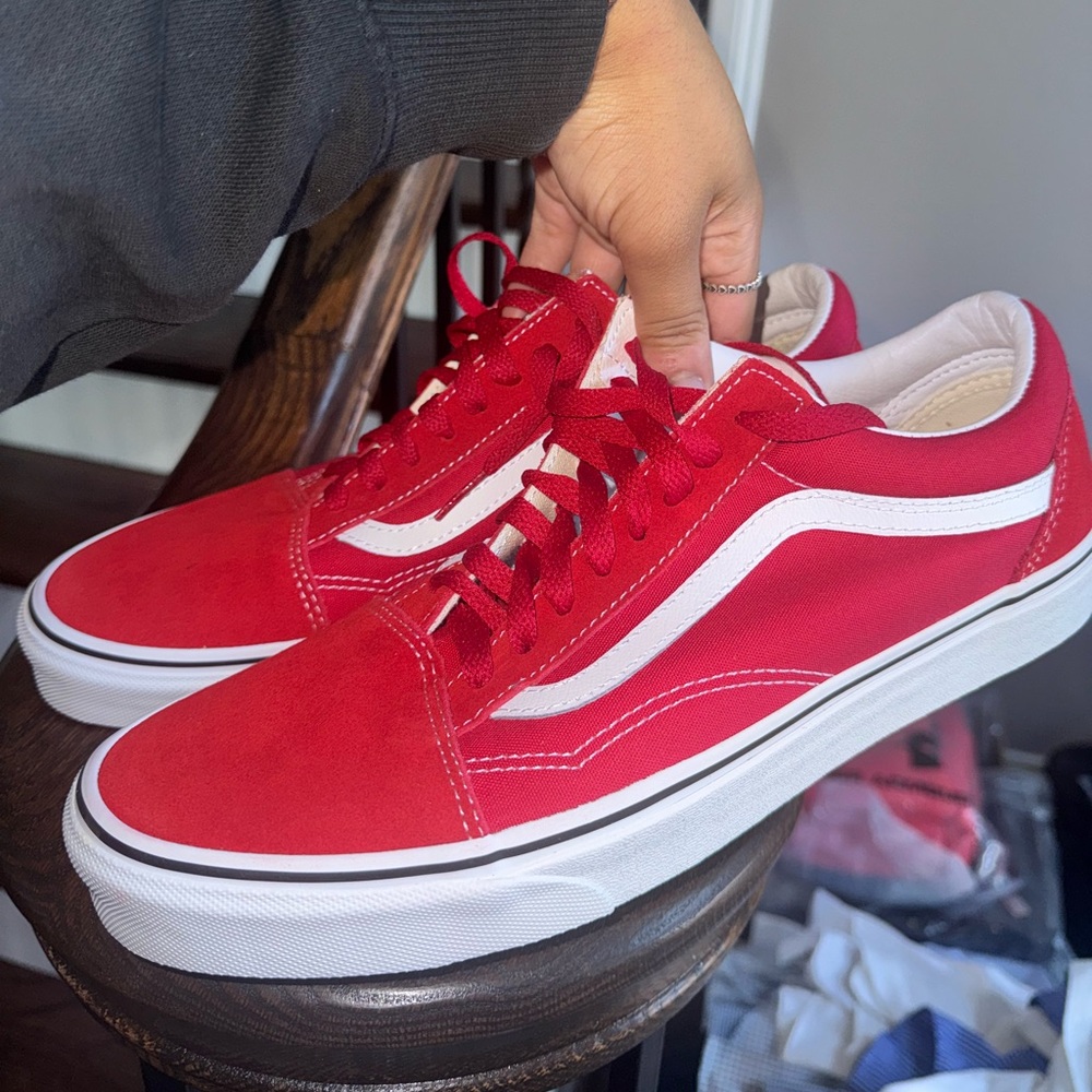 Vans Men's Bold Red and White Sneakers